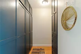 1023 E 1st St, Long Beach, CA 90802 - Photo 16