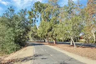 20702 El Toro Rd, Lake Forest, CA 92630 - Photo 40