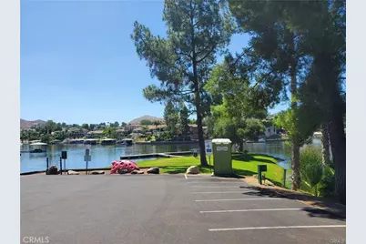 22720 Blue Teal, Canyon Lake, CA 92587 - Photo 12