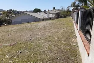 22720 Blue Teal, Canyon Lake, CA 92587 - Photo 8