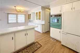 80 Huntington St, Huntington Beach, CA 92648 - Photo 8