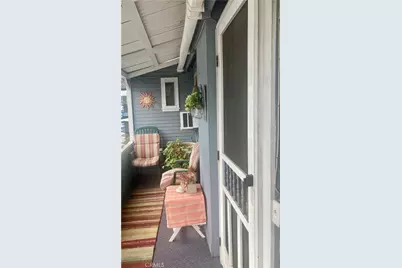 320 Metropole Avenue #C, Avalon, CA 90704 - Photo 2