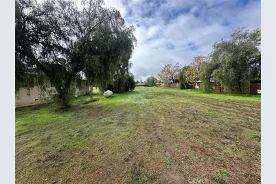 27890 Greenwald Avenue, Perris, CA 92570 - Photo 2