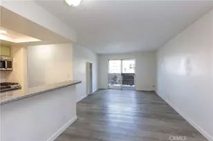 327 Chestnut Ave, Long Beach, CA 90802 - Photo 4