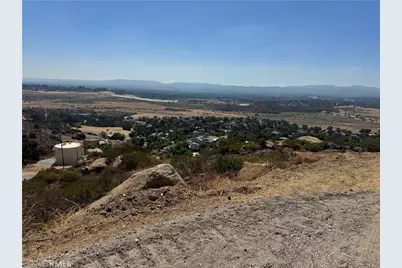 8 Thompson Avenue, Chatsworth, CA 91311 - Photo 16