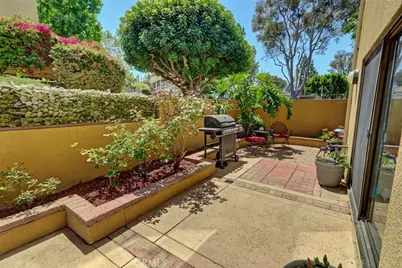 25712 Le Parc #7, Lake Forest, CA 92630 - Photo 10