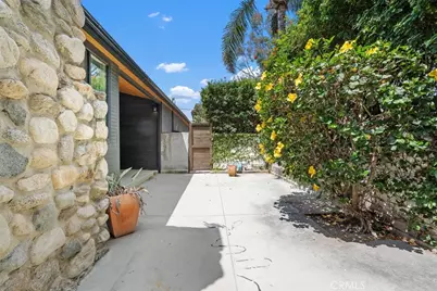 27353 Pacific Coast Highway, Malibu, CA 90265 - Photo 12