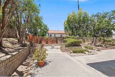 162 Lakeside Avenue, Redlands, CA 92373 - Photo 28