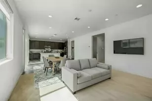 3072 Charger Ct, Hemet, CA 92543 - Photo 2