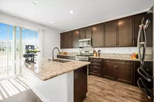 3072 Charger Ct, Hemet, CA 92543 - Photo 2