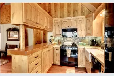 653 Temple Lane, Big Bear Lake, CA 92315 - Photo 8