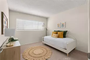 330 34th Pl, Manhattan Beach, CA 90266 - Photo 22