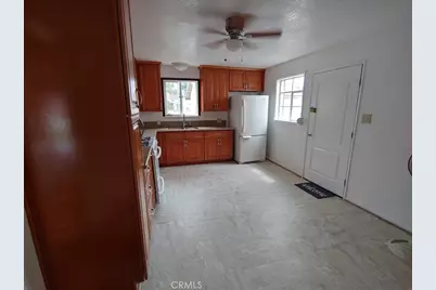 13636 Garfield Avenue, South Gate, CA 90280 - Photo 8