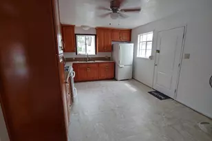 13636 Garfield Ave, South Gate, CA 90280 - Photo 8