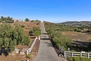 38150 Via Huerta, Murrieta, CA 92562 - Photo 34