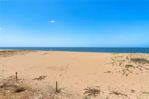 1554 E Oceanfront, Newport Beach, CA 92661 - Photo 34