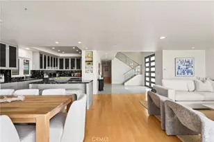 1554 E Oceanfront, Newport Beach, CA 92661 - Photo 8