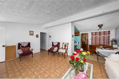 526 Nottingham Avenue, Santa Ana, CA 92703 - Photo 8