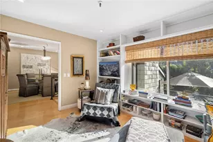 24 Canyon Island Dr, Newport Beach, CA 92660 - Photo 10