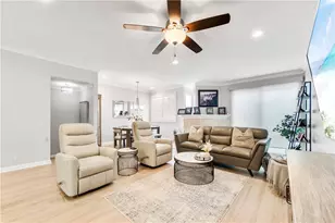 7371 Seabluff Dr, Huntington Beach, CA 92648 - Photo 12