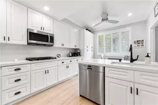 7371 Seabluff Dr, Huntington Beach, CA 92648 - Photo 8