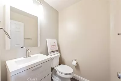 11 Travis Road, Buena Park, CA 90621 - Photo 18