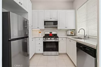 10 Palmieri Aisle, Irvine, CA 92606 - Photo 4