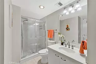 525 E Seaside Way, Long Beach, CA 90802 - Photo 12