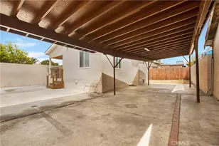 1435 1437 E Colon St, Wilmington, CA 90744 - Photo 12