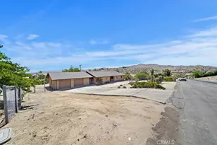 7575 Whitney Ave, Yucca Valley, CA 92284 - Photo 10
