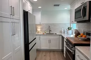608 Poinsettia Ave, Corona del Mar, CA 92625 - Photo 10