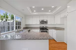 32 Goldenbush, Irvine, CA 92604 - Photo 8