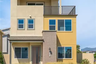 187 Yugen, Irvine, CA 92618 - Photo 2