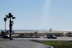 21752 Pacific Coast Hwy, Huntington Beach, CA 92646 - Photo 30