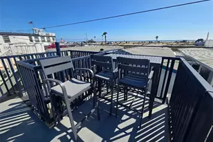 21752 Pacific Coast Hwy, Huntington Beach, CA 92646 - Photo 32