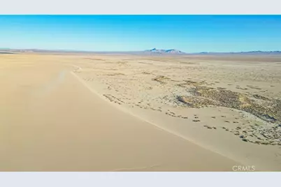 10000 Alberta Avenue, Hinkley, CA 92347 - Photo 8