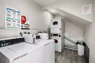 7370 Neo St, Downey, CA 90241 - Photo 14