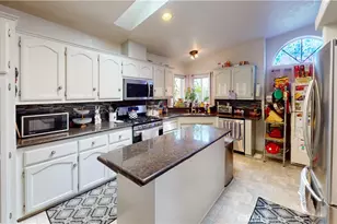 19361 Brookhurst St, Huntington Beach, CA 92646 - Photo 20