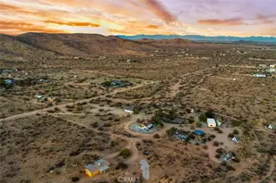 59427 La Crescenta Dr, Yucca Valley, CA 92284 - Photo 4