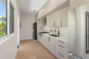 4 Narbonne, Newport Beach, CA 92660 - Photo 20