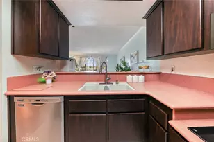 13601 Del Monte Dr, Seal Beach, CA 90740 - Photo 10
