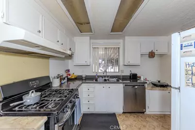 17701 Avalon Blvd Spc 336, Carson, CA 90746 - Photo 8