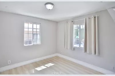 1091 Bonita Street, Tustin, CA 92780 - Photo 20