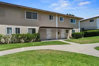 2525 N Bourbon Court #E2, Orange, CA 92865 - Photo 4