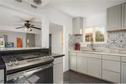 251 Avenida Del Mar, San Clemente, CA 92672 - Photo 2