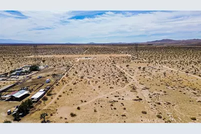 9690 Barcelona Avenue, Adelanto, CA 92301 - Photo 6