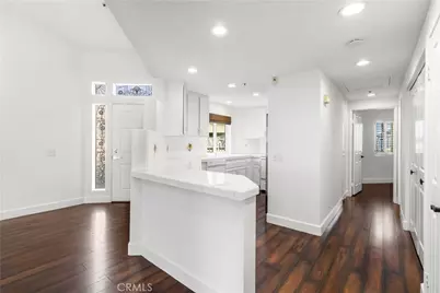 430 Lake Street #304, Huntington Beach, CA 92648 - Photo 18