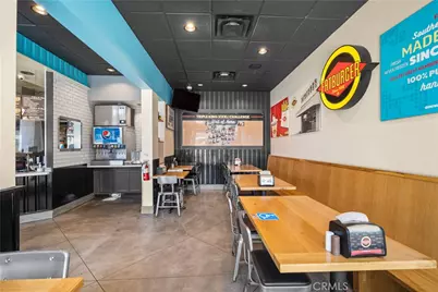 474 N Beverly Dr, Beverly Hills, CA 90210 - Photo 12