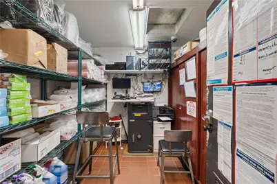 474 N Beverly Dr, Beverly Hills, CA 90210 - Photo 20