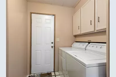 14000 Lake View Dr, La Mirada, CA 90638 - Photo 28